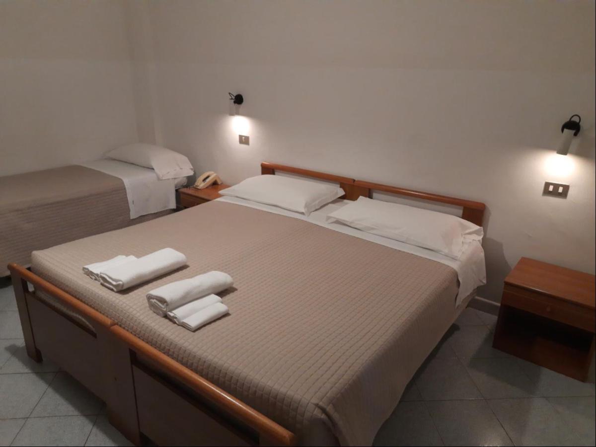 Albergo Italia Ancona Exterior photo