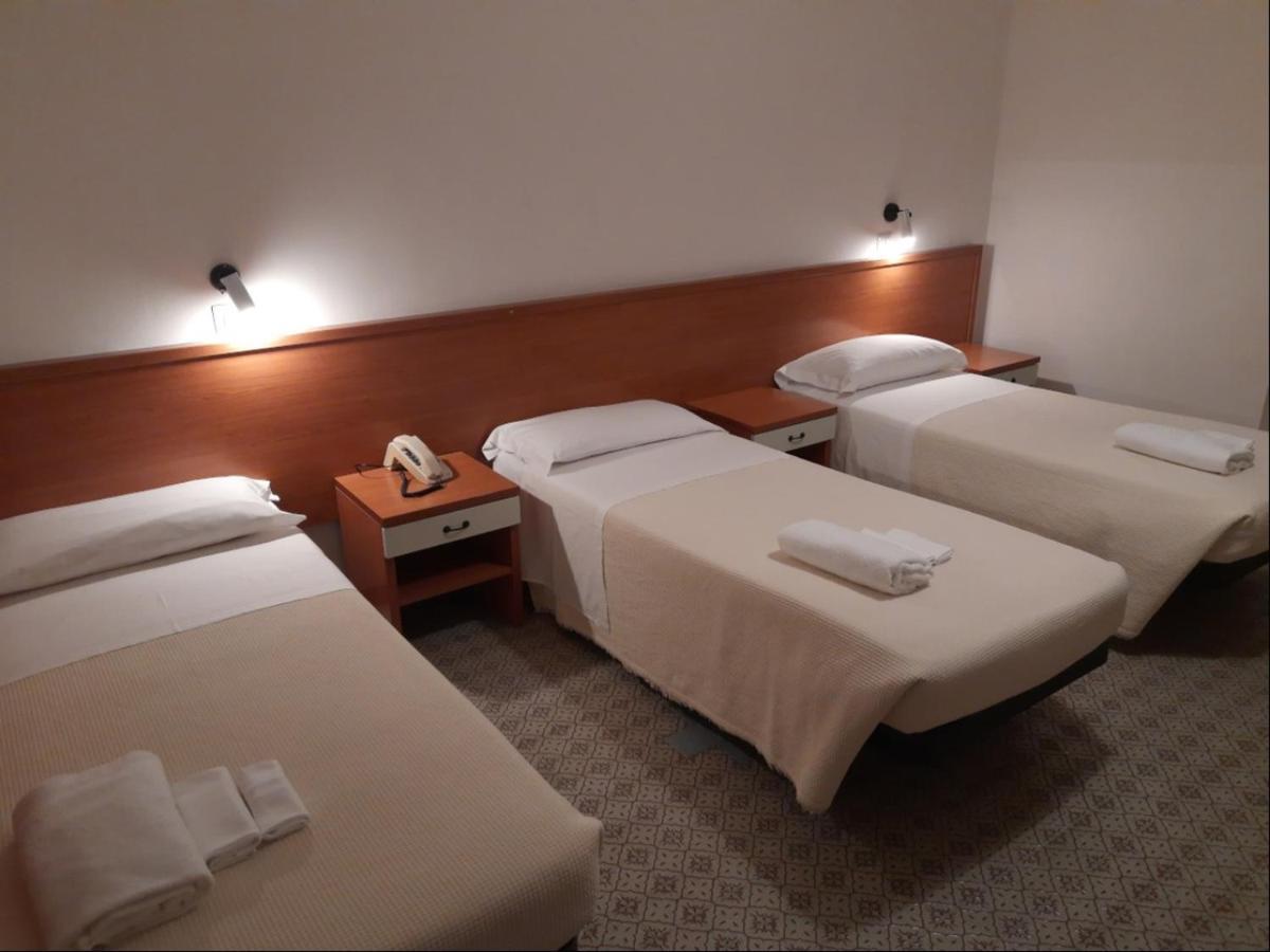 Albergo Italia Ancona Exterior photo