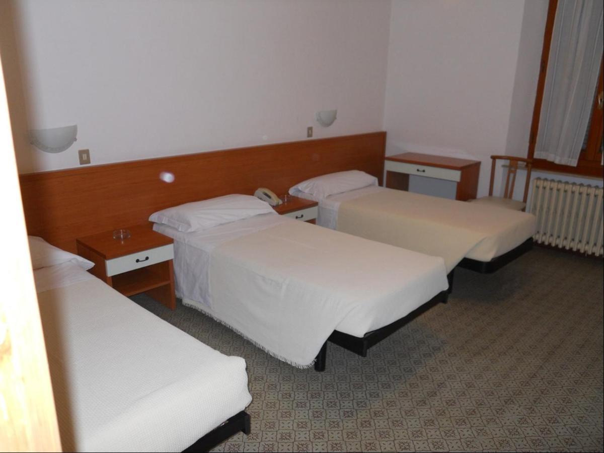 Albergo Italia Ancona Exterior photo